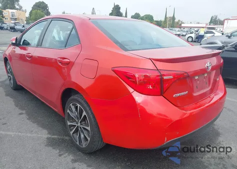 2017 Toyota Corolla Se z USA, uszkodzony, nr VIN 5YFBURHE1HP674080